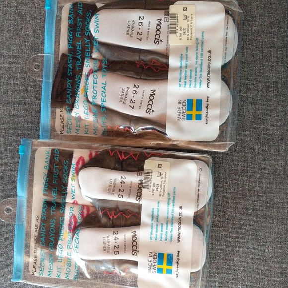 NWT Moccis Kids Shoes / Floor Slippers - Picture 5 of 13